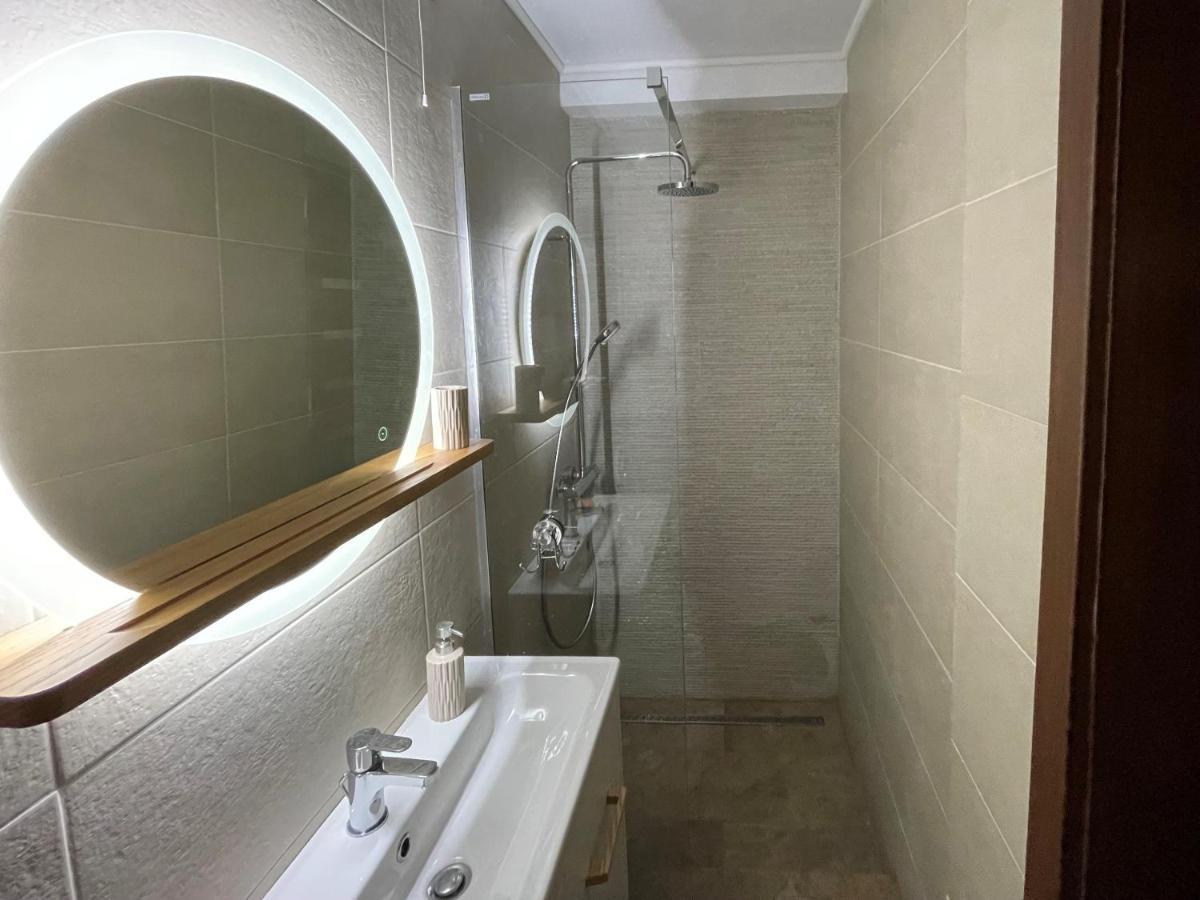 Apartament 2 Camere La Casa - Bucuresti Екстериор снимка
