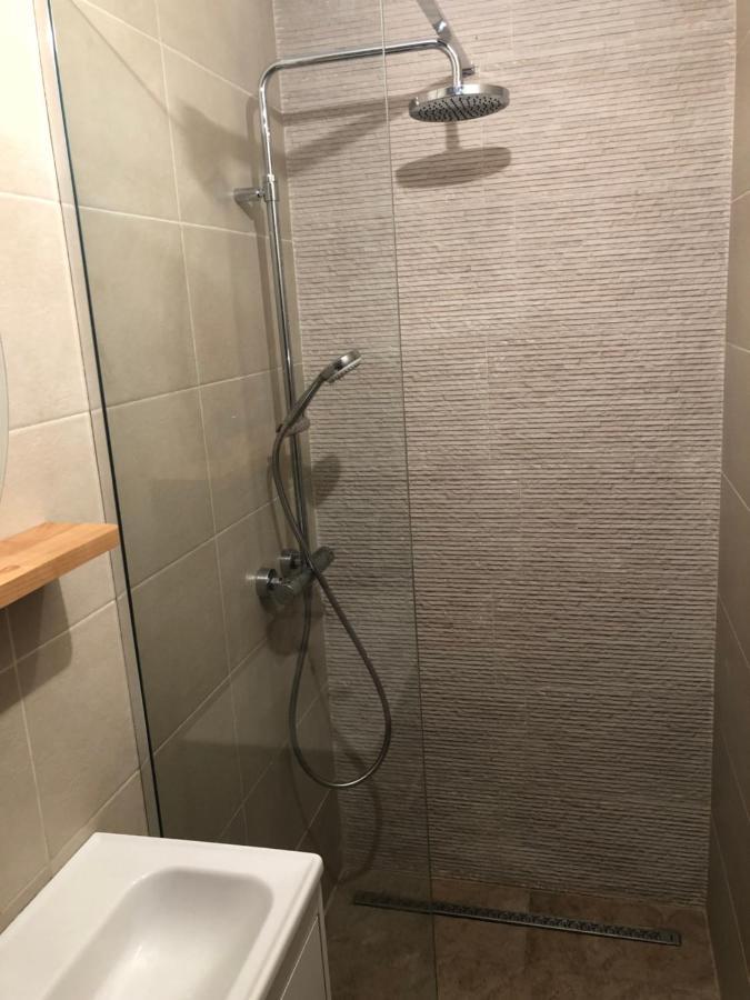 Apartament 2 Camere La Casa - Bucuresti Екстериор снимка