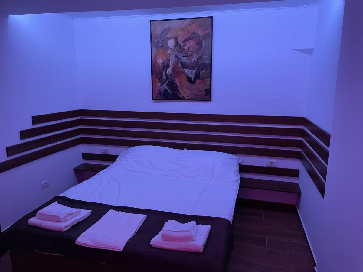 Apartament 2 Camere La Casa - Bucuresti Екстериор снимка