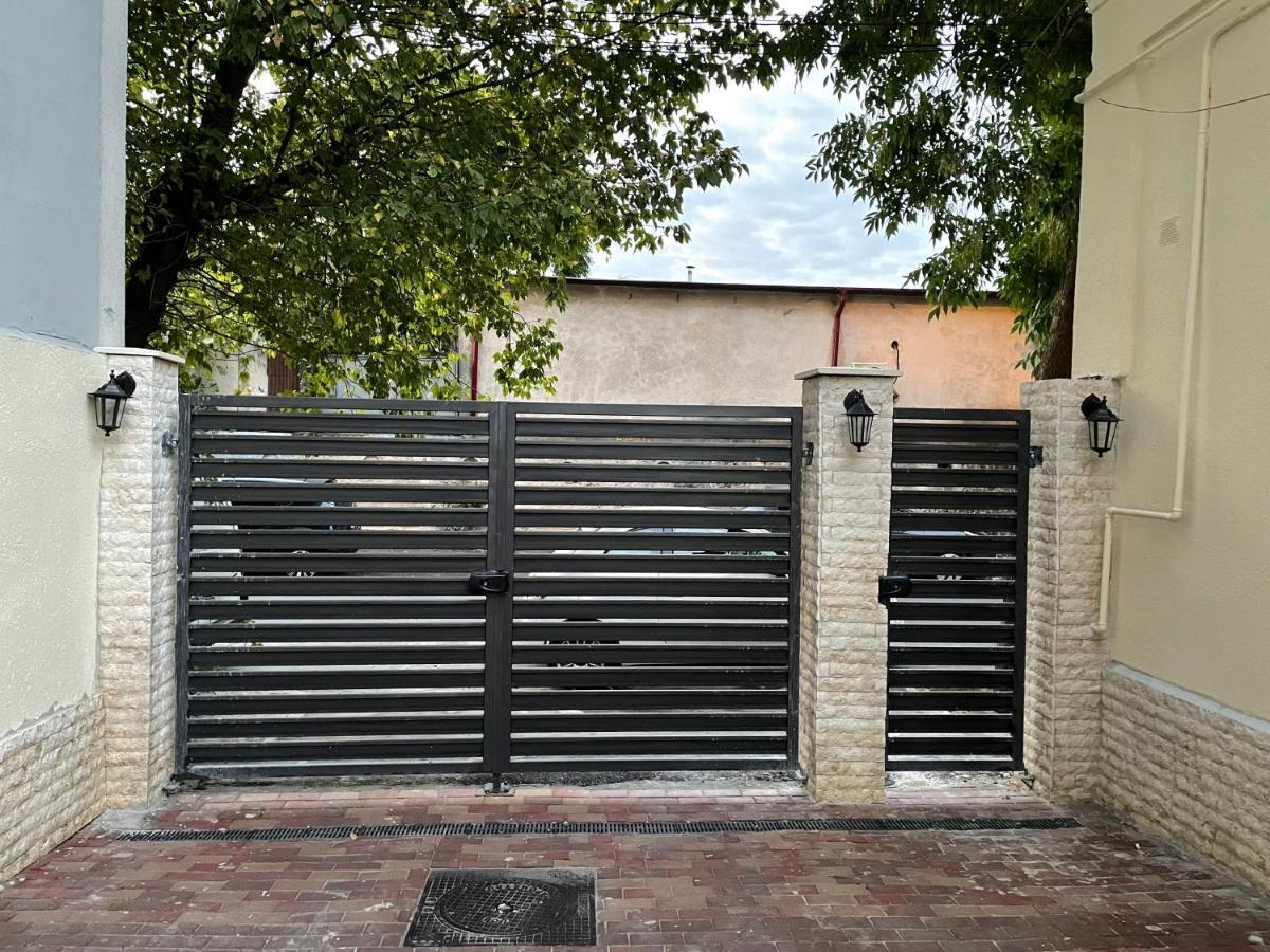 Apartament 2 Camere La Casa - Bucuresti Екстериор снимка