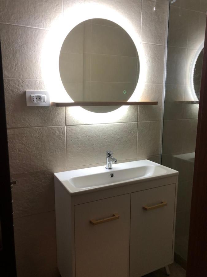 Apartament 2 Camere La Casa - Bucuresti Екстериор снимка