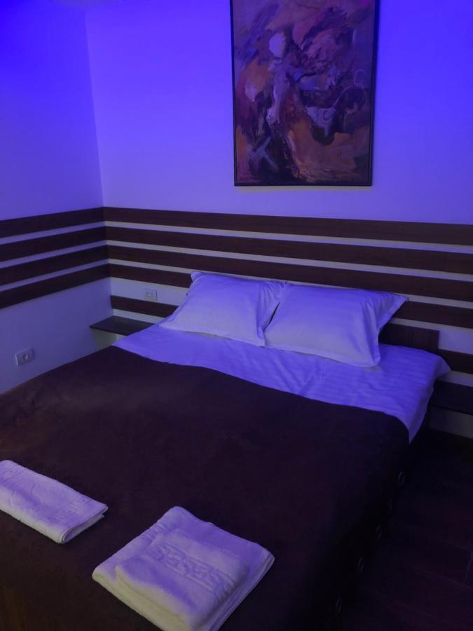 Apartament 2 Camere La Casa - Bucuresti Екстериор снимка
